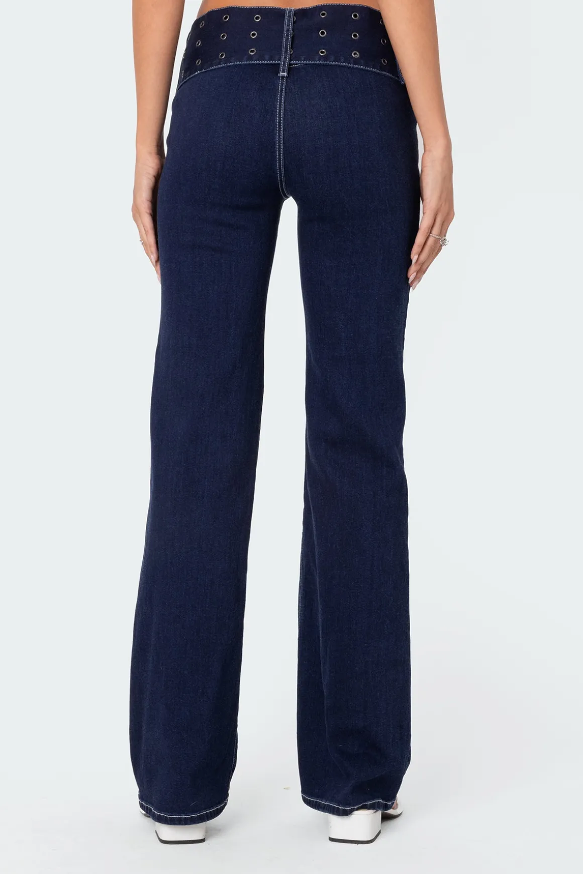 Buckle Belt Washed Flared Jeans