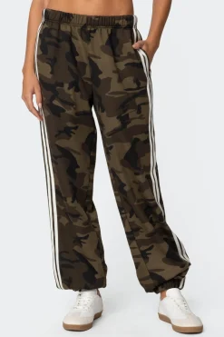 Camo Contast Striped Sweatpants