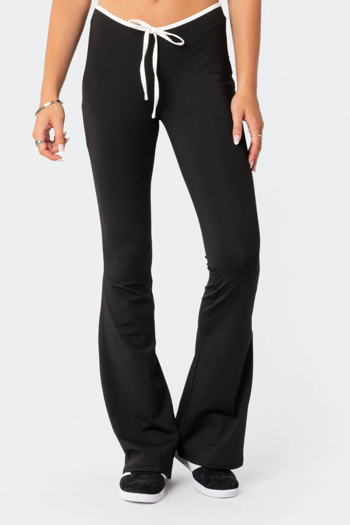 Leighton Contrast Tie Flared Pants