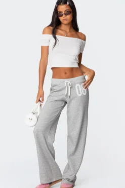 06 Sweatpants