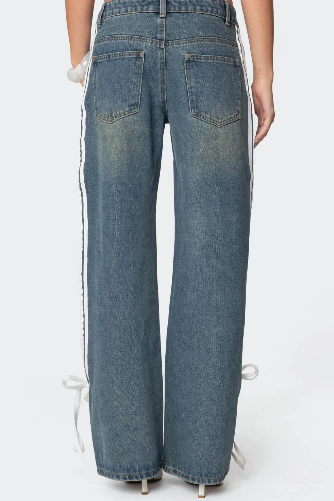 Washed Low Rise Ribbon Jeans